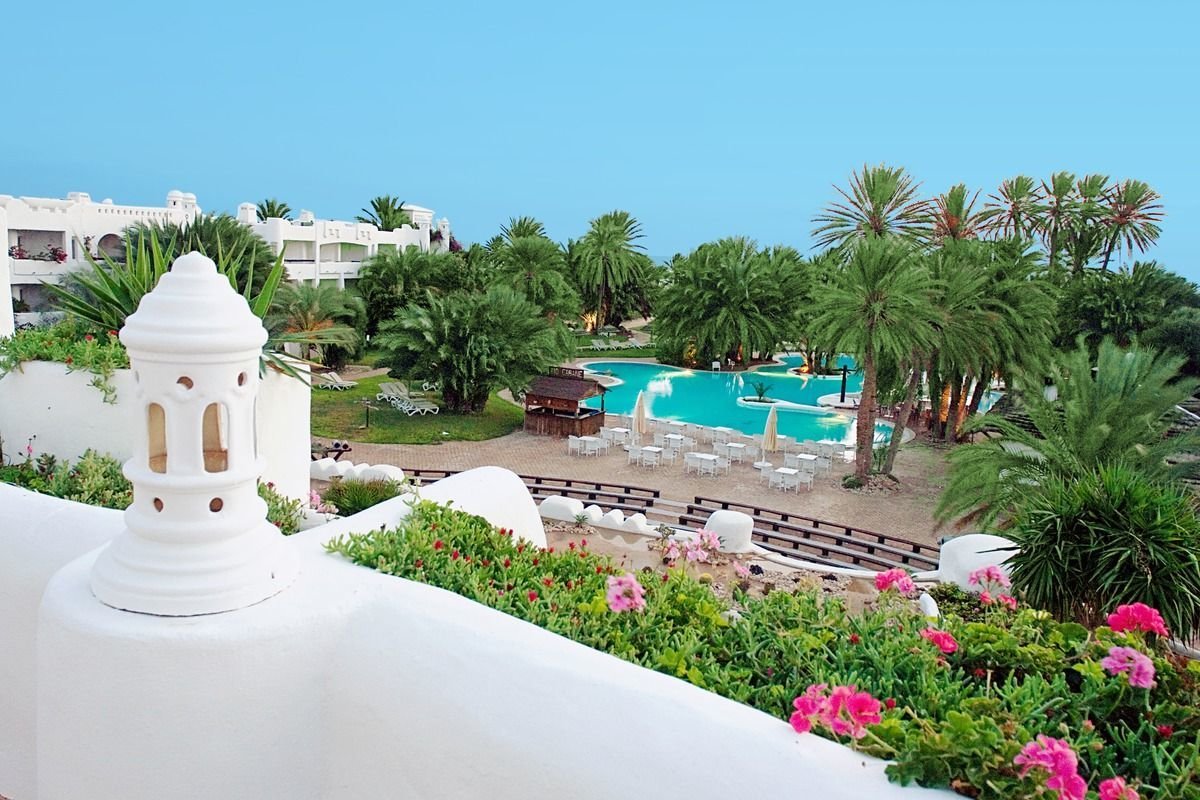 How to behave on vacation Hotel security rules How to behave on vacation Hotel security rules
